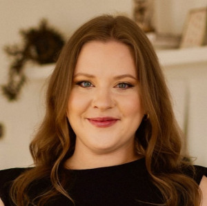 Rhia Batchelder, Esq.